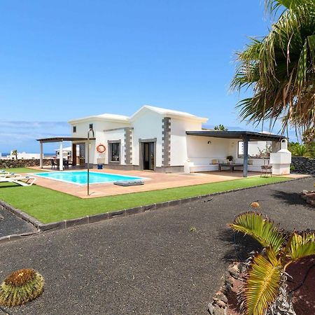 Villa Los Dragos Playa Blanca  Ngoại thất bức ảnh