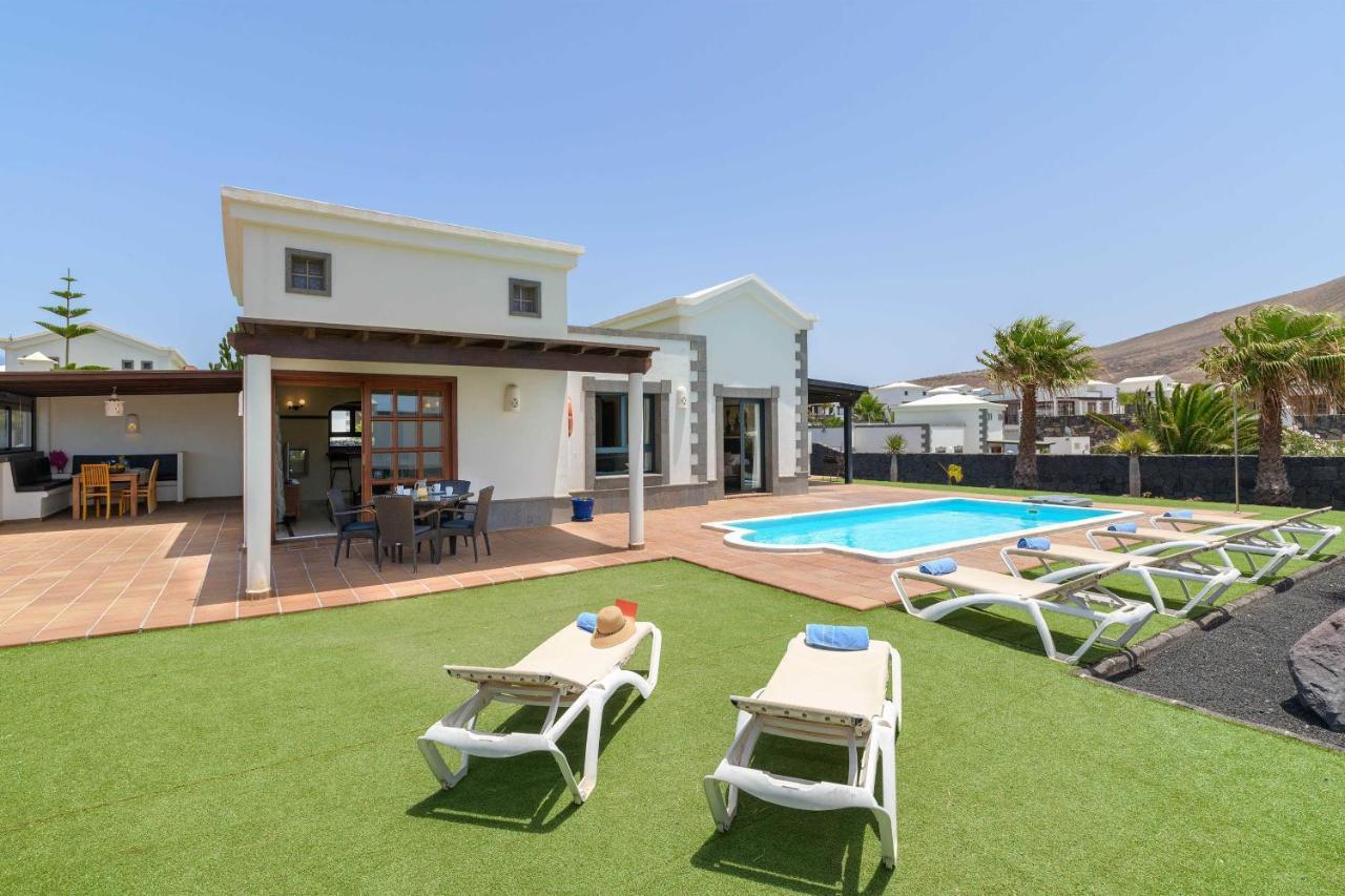 Villa Los Dragos Playa Blanca  Ngoại thất bức ảnh