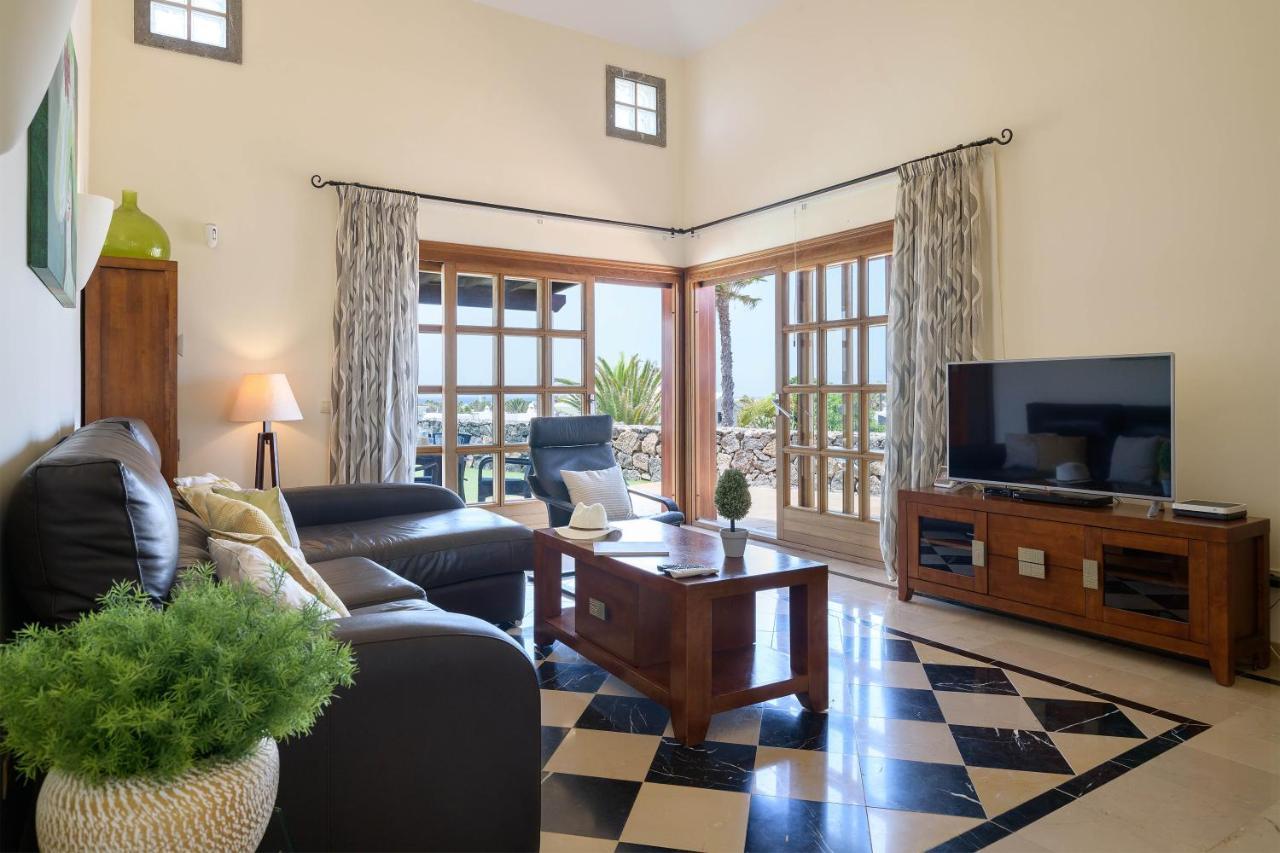 Villa Los Dragos Playa Blanca  Ngoại thất bức ảnh